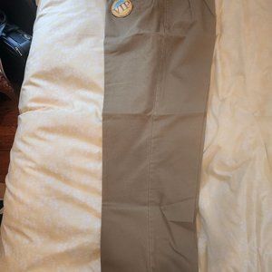 NEW Jos. A. Banks 100% cotton British Tan 40 x 32 pleated pants